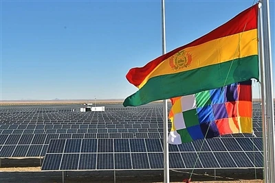 Der stellvertretende Minister der bolivianischen Energie lobt Chinas erneuerb...