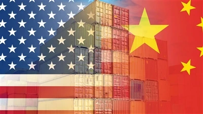 Trump schlägt 19% Tarif für indonesische Importe und bedroht chinesische Sola...